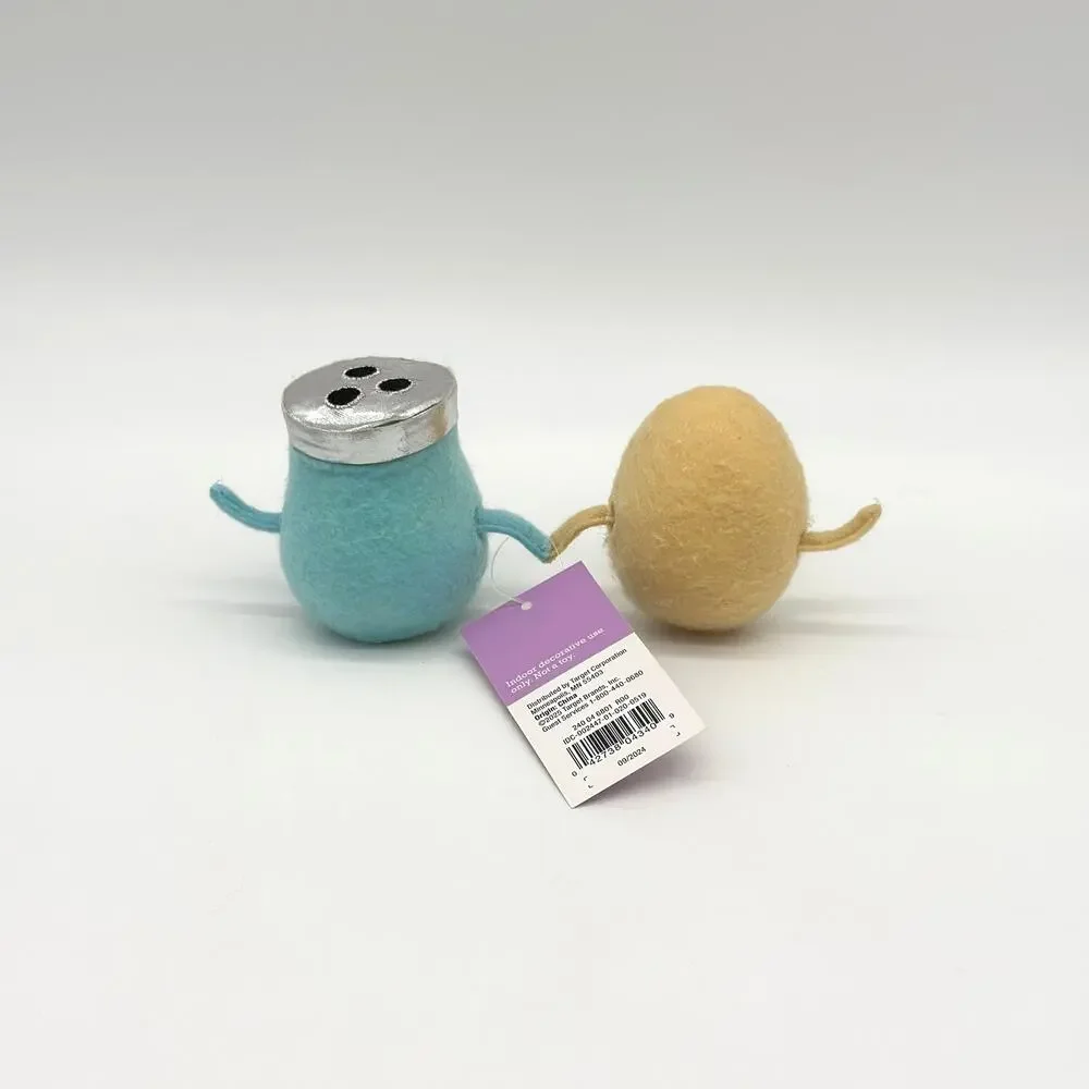 Target Spritz Spring Easter Deviled Egg & Salt Shaker Duo Couple NEW